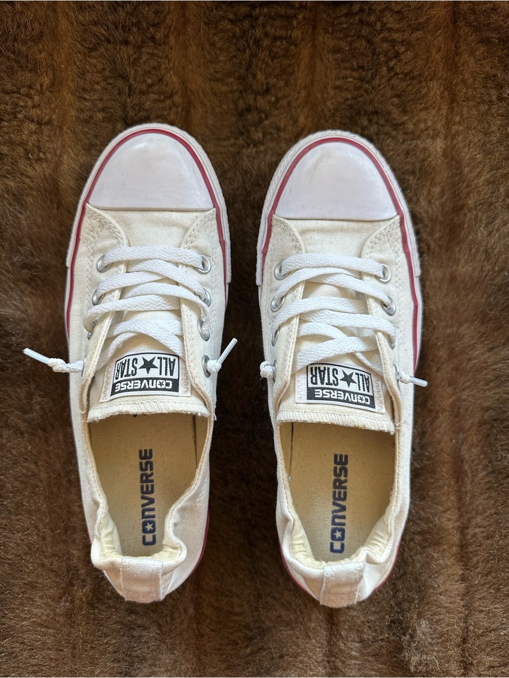Converse Low Top Sneakers in Off-White with Red Trim